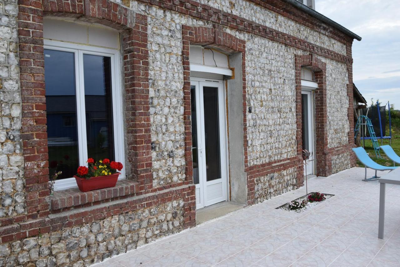 La Salamandre Therouldeville Luaran gambar